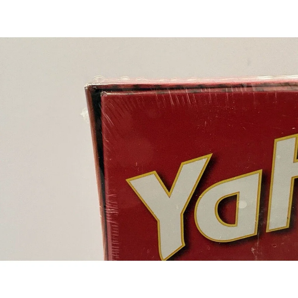 Hasbro Gaming Yahtzee Classic Dice Game Family Fun for Kids and Adults Ages 8+